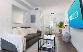 Lovely Apartment Near Brickell 1